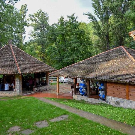 Poljoprivredno Turisticko Domacinstvo Deguric Apartment Valjevo Bagian luar foto